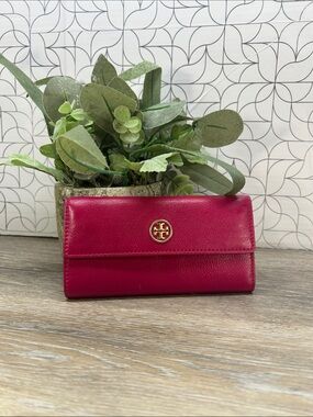 Tory Burch pink leather wallet